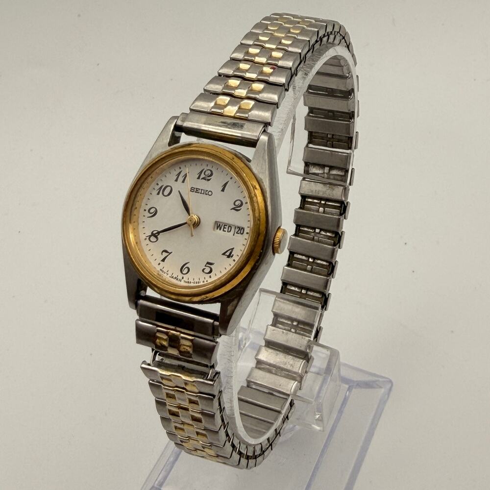 Elegant Vintage Seiko 7N83-0011 Ladies Quartz Dress Watch Working New Battery